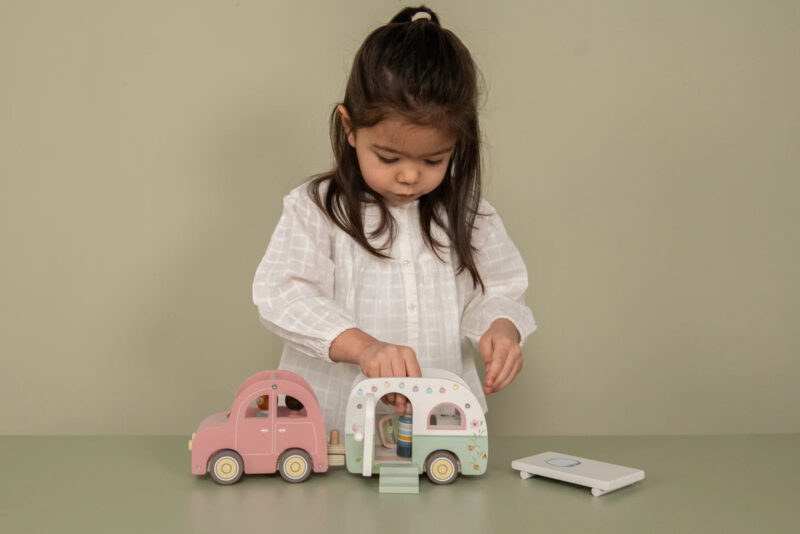 Belliani Family Evi Dollhouse & Caravan Playset – Interactive Toy Set - Image 9
