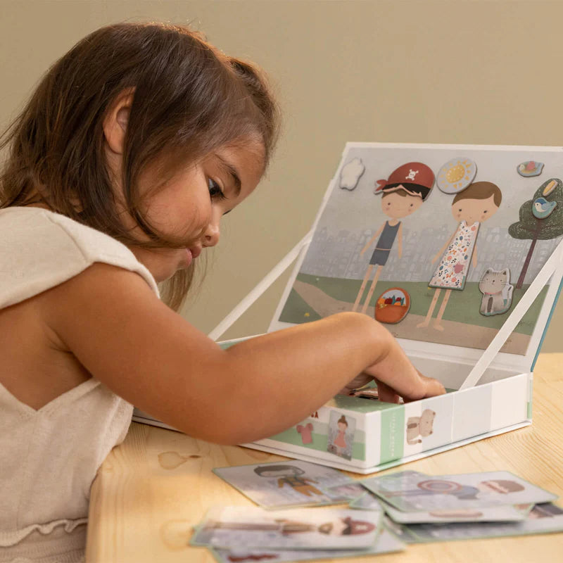 Belliani Magnetic Dress-Up Play Board – Jim & Rosa Characters